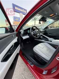 هیوندای ئەلەنترا